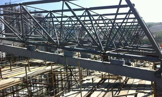 卫辉螺栓球网架定制